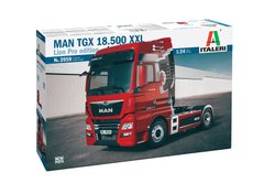 Prefab model 1/24 truck MAN TGX 18.500 XXL Lion Pro Edition Italeri 3959