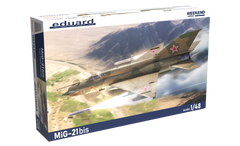 Prefab model 1/48 Soviet jet fighter MiG-21bis Weekend edition Eduard 84130