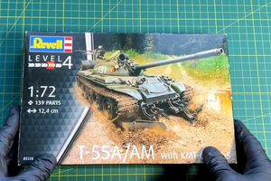 Ambiguous T-55 model: Revell 1:72 T-55A/AM with KMT-6/EMT-5 minesweeper unboxing and review