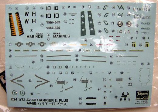 Збірна модель 1/72 реактивний літак AV-8B Harrier II Plus (U.S.M.C. Attacker) Hasegawa 00454