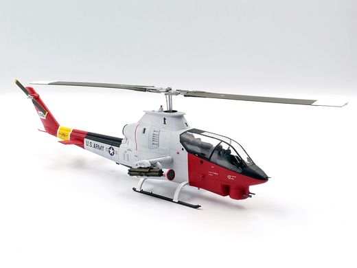 Збірна модель 1/48 Гелікоптер AH-1G "Arctic Cobra", гелікоптер США ICM 48299