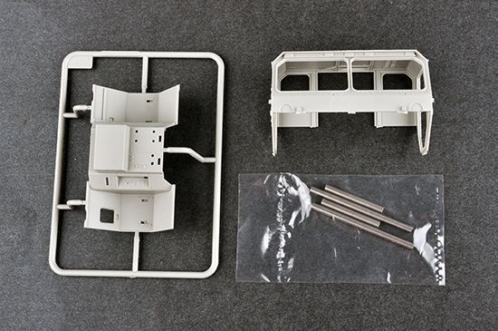 Assembly model 1:35 truck M1120 HEMTT Load Handing System (LHS) Trumpeter 01053