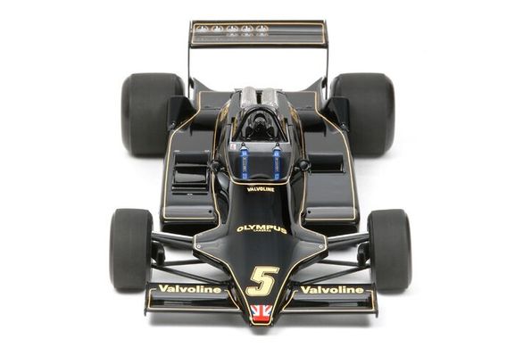 Сборная модель 1/20 гоночный болид Lotus 79 Ford 1978 Tamiya 20060