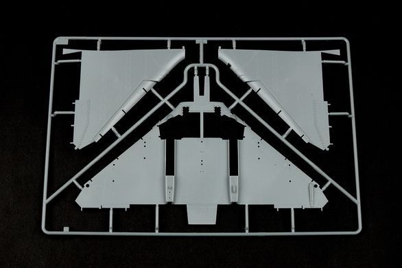Assembly model 1:32 aircraft A-4E Sky Hawk Trumpeter 02266