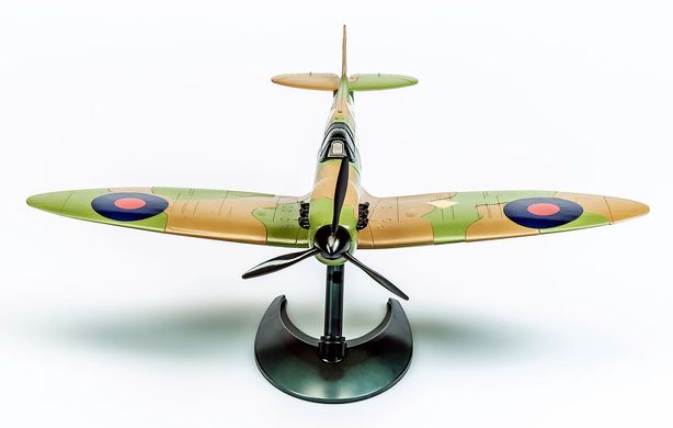 Prefab model aircraft designer Spitfire Quickbuild Airfix J6000