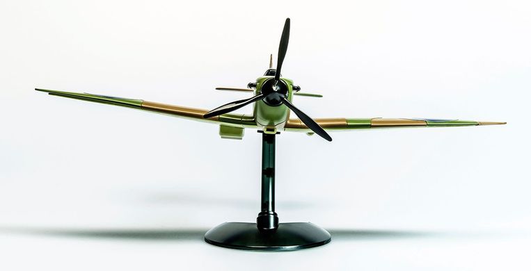 Prefab model aircraft designer Spitfire Quickbuild Airfix J6000