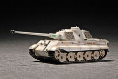 Assembled model 1/72 tank German Sd.Kfz. 182 King Tiger Porsche Turret Zimmerit Trumpeter 07292
