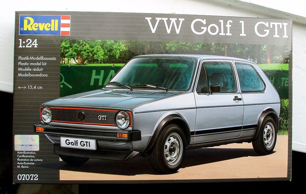 Revell 1/24 Scale Model Car Kit 07072 - Volkswagen Golf 1 GTI