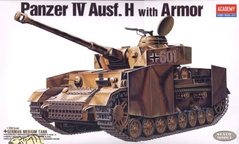 Assembly model 1/354 Panzerkampfwagen IV H4 Academy 13233