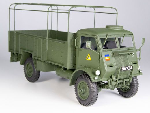 Сборная модель 1/35 Модель W.O.T. 6, Британский грузовой автомобиль 2 Мировой войны ICM 35507