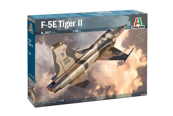 Сборная модель 1/48 многоцелевой истребитель F-5E Tiger II Italeri 2827