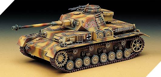 Assembly model 1/35 tank Panzerkampfwagen IV H/J Academy 13234