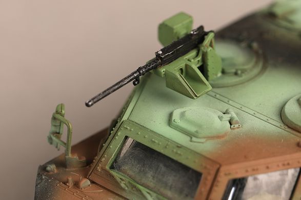 Збірна модель 1:72 німецька розвідувальна машина "Little Fox" голландського типу Trumpeter 07401