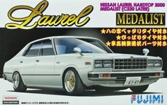 Збірна модель 1/24 автомобіля Nissan Laurel Hardtop 2000 4Dr Medalist (C230) Fujimi 038605