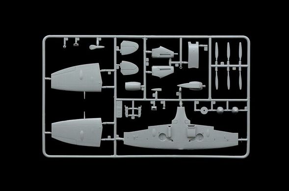 Набор для склейки и покраски модели Британский истребитель Spitfire Mk. Vb. Italeri 71001