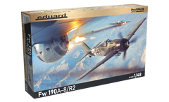Assembled model 1/48 aircraft Fw 190A-8/R2 Eduard 82145