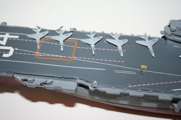 Prefab model of USS Oriskany Revell 85-0318 aircraft carrier