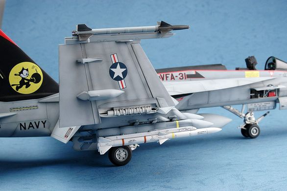 Збірна модель 1/32 літак F/A-18E Super Hornet Trumpeter 03204