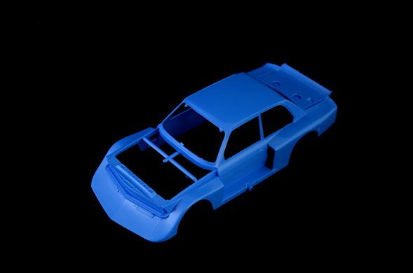 Prefab model 1/24 car BMW 320 Group 5 Italeri 3626