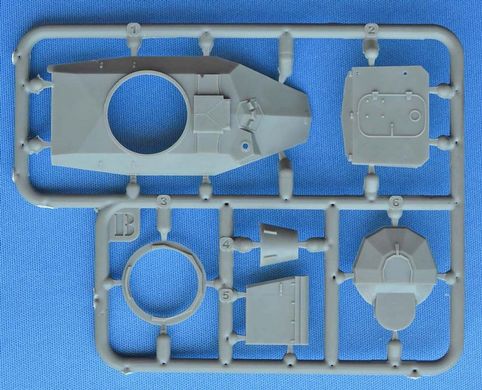 Assembly model 1/72 Panhard M3 VDA 20mm armored car. anti-aircraft system M-3 VDA Twin ACE 72465