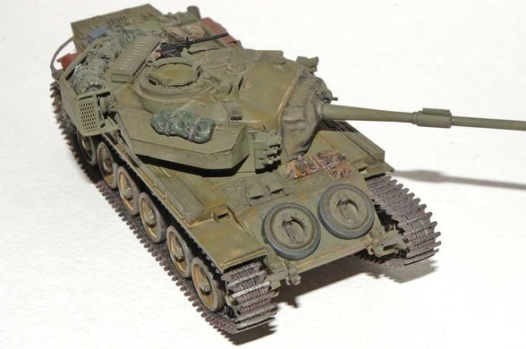 1/72 British Centurion Mk.5LR/Mk.5/1 tank with external fuel tanks ACE 72428
