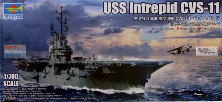 Сборная модель 1/700 авианосец USS Intrepid CVS-11 Trumpeter 06743