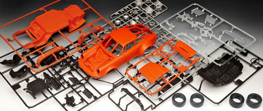 Сборная модель 1/24 Porsche 934 RSR "Jägermeister" Revell 07031