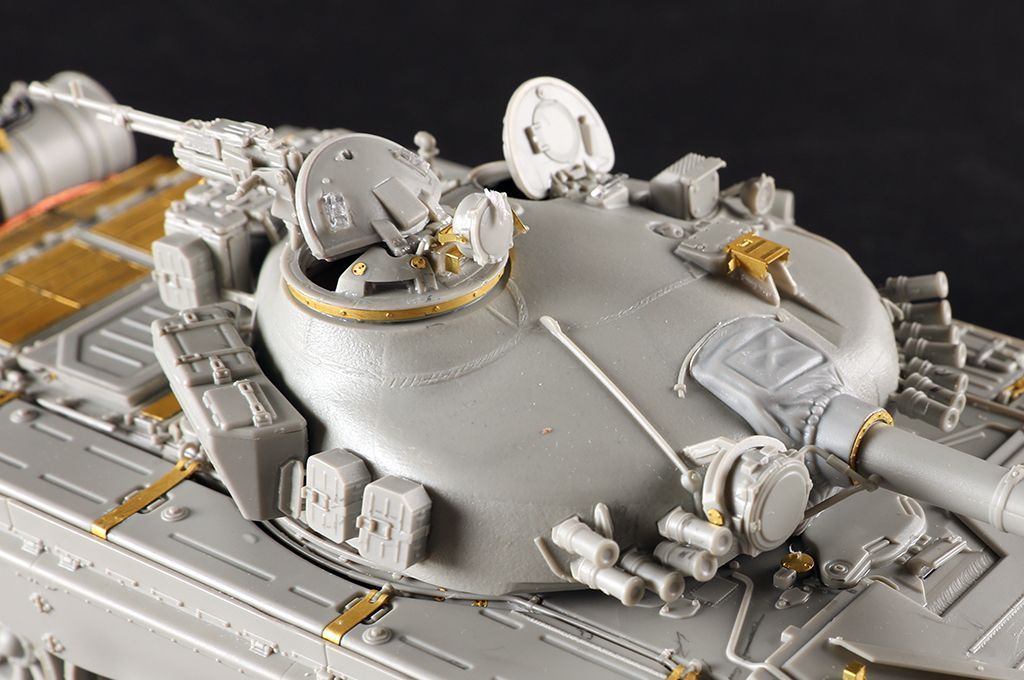 Збірна модель 1/35 основний бойовий танк Т-72М1 Trumpeter 09604 ...