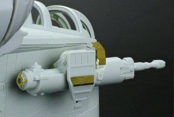 Сборная модель 1/72 комический корабль The Mandalorian: Razor Crest Platinum Edition Revell 06788