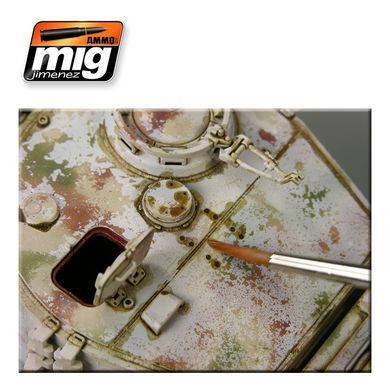 Enamel wash Brown wash for German dark yellow (Brown wash for german dark yellow) Ammo Mig 1000