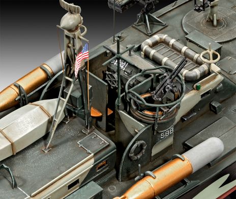 Assembled model 1/72 Boat Patrol Torpedo Boat PT-579 / PT-588 Revell 05165