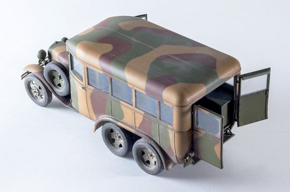 Сборная модель 1/35 Штабной автобус ГАЗ-05-193 MiniArt 35156