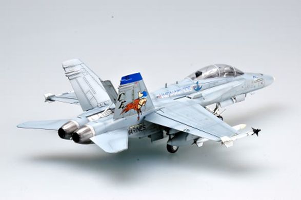 Сборная модель 1/48 истребитель штурмовик F/A-18A Hornet Bumblebee «Шершень» HobbyBoss 80322