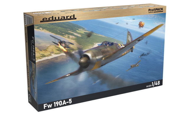 Assembled model 1/48 aircraft Fw 190A-5 Profipack edition Eduard 82149