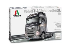 Сборная модель 1/24 грузовой автомобиль Volvo FH4 Globetrotter XL Italeri 3940