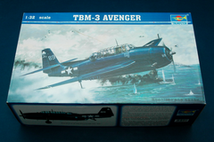 Assembled model airplane 1/32 Grumman TBM-3 Avenger Trumpeter 02234