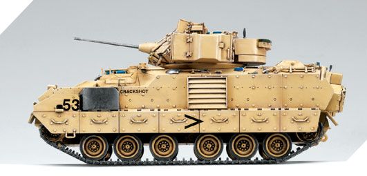 Сборная модель 1/35 Боевая машина M2A2 Bradley OIF Academy 13205