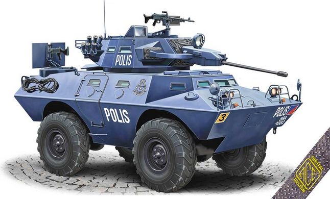 Збірна модель 1/72 поліцейський бронеавтомобіль LAV-150 Commando AC з 20-мм і 90 мм гарматою ACE 724