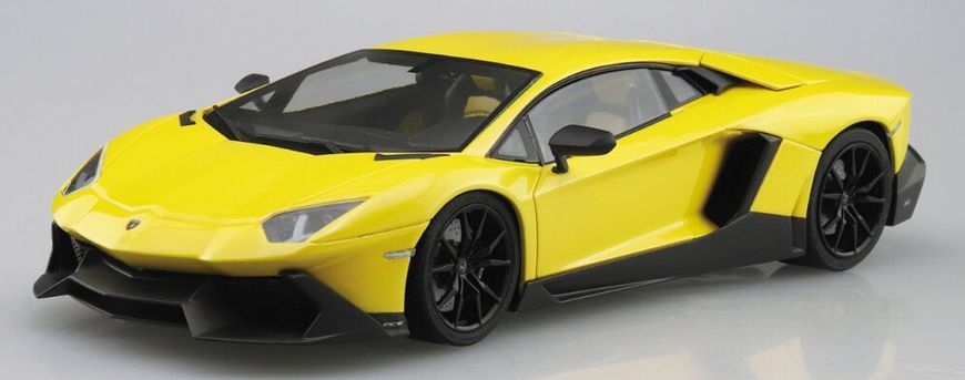 Сборная модель 1/24 автомобиля Lamborghini Aventador 50°Anniversario 13 Aoshima 05982