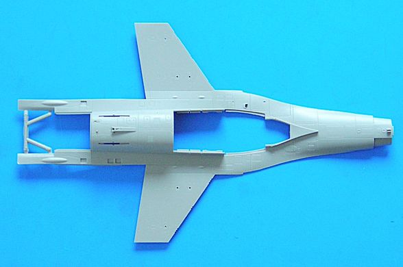 Збірна модель 1/48 літак F-16AM Block 15 NATO Viper Kinetic 48002