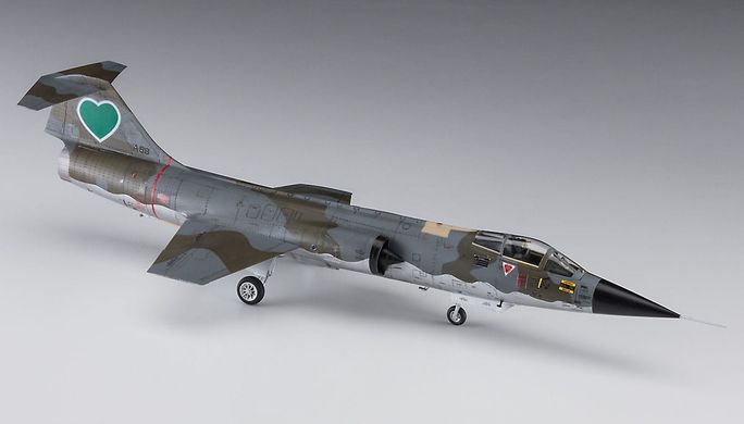 Збірна модель 1/48 F-104 Starfighter (G version) "Seilane Balnock" Area 88 / Limited Edition Hasegaw