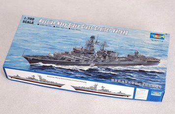 Сборная модель 1/700 крейсер класса &laquo;Слава&raquo; &laquo;Варяг&raquo; Trumpeter 05721
