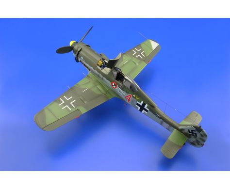Сборная модель 1/48 самолет Focke-Wulf Fw-190D-11/D-13 ProfiPack Edition Eduard 8185