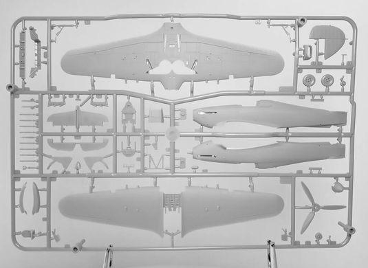 Сборная модель 1/72 винтовой самолет Hurricane Mk II b Model Kit Arma Hobby 70043