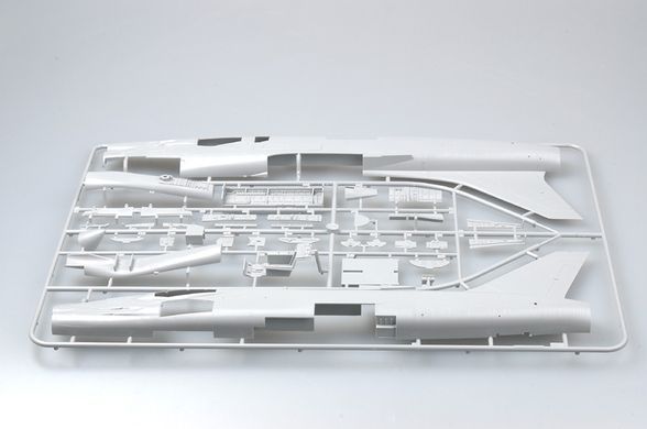 Збірна модель 1:32 літак F-8J Crusader Trumpeter 02273