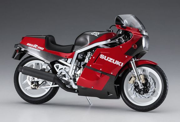 Сборная модель 1/12 мотоцикл Suzuki GSX-R750R (1986) Hasegawa 21730