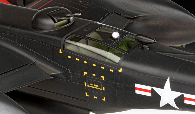 Сборная модель 1/48 самолет B-26 Invader Revell 03823