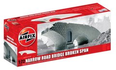 Prefab model 1/72 diorama Narrow Road Bridge - Broken Span Airfix A75012