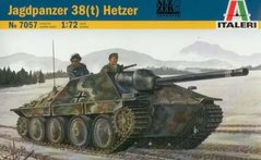Збірна модель 1/72 винищувач танків Jagdpanzer 38(t) Hetzer Italeri 7057