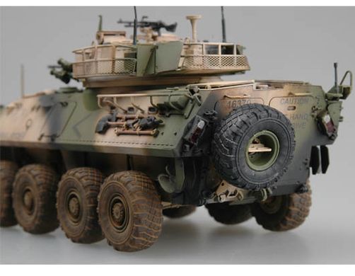 Збірна модель 1/35 австралійська розвідувальна машина ASLAV-25 Trumpeter 00392